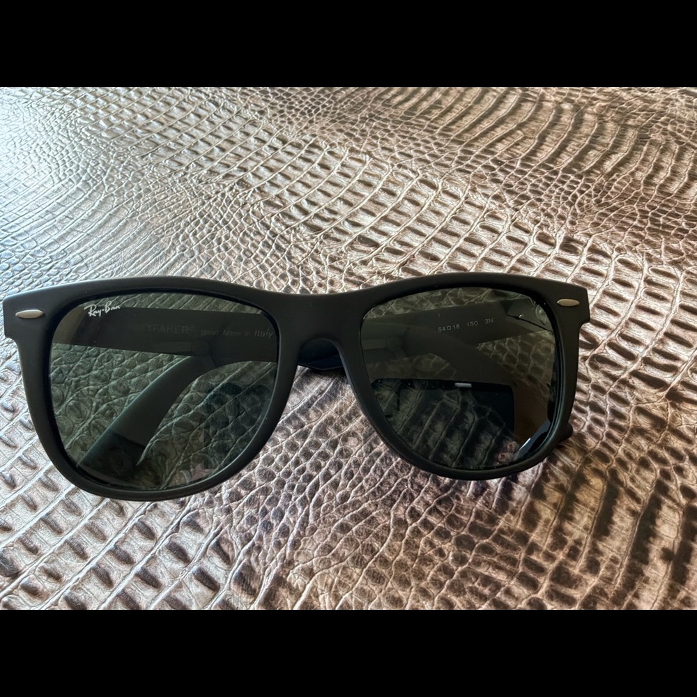 Ray-Ban Wayfarer - Picture 6 of 7